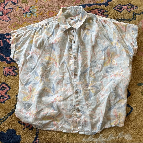 Faherty Tops - Faherty Floral Hemp Button-Up Blouse sz small